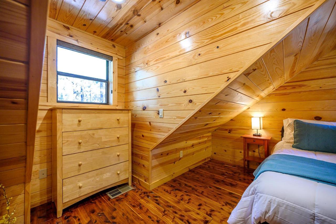 The Eastwood Spacious Retreat With 4 King En-Suites - Hot Tub - Pet-Friendly - Cozy Fire Pit - Prime Location - Multi-Family Broken Bow Zewnętrze zdjęcie