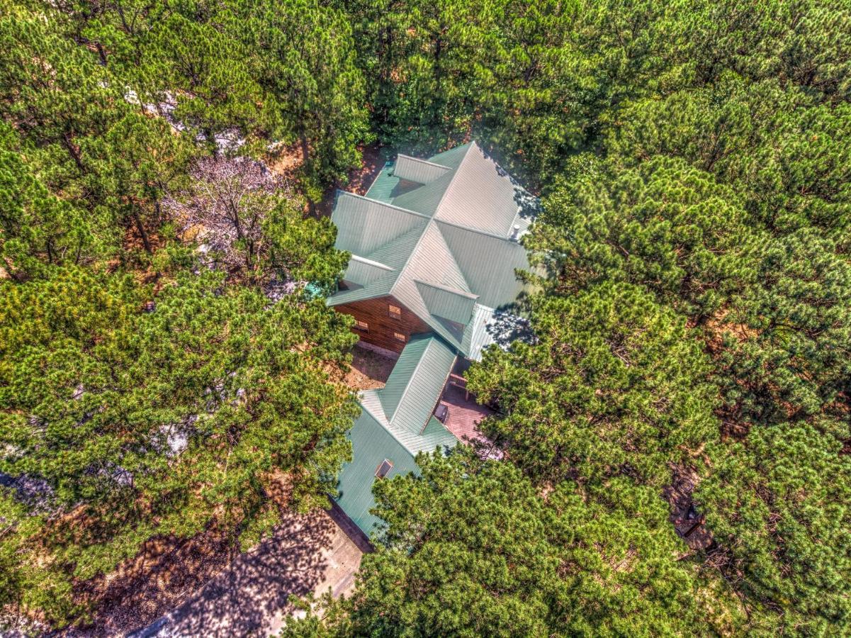 The Eastwood Spacious Retreat With 4 King En-Suites - Hot Tub - Pet-Friendly - Cozy Fire Pit - Prime Location - Multi-Family Broken Bow Zewnętrze zdjęcie