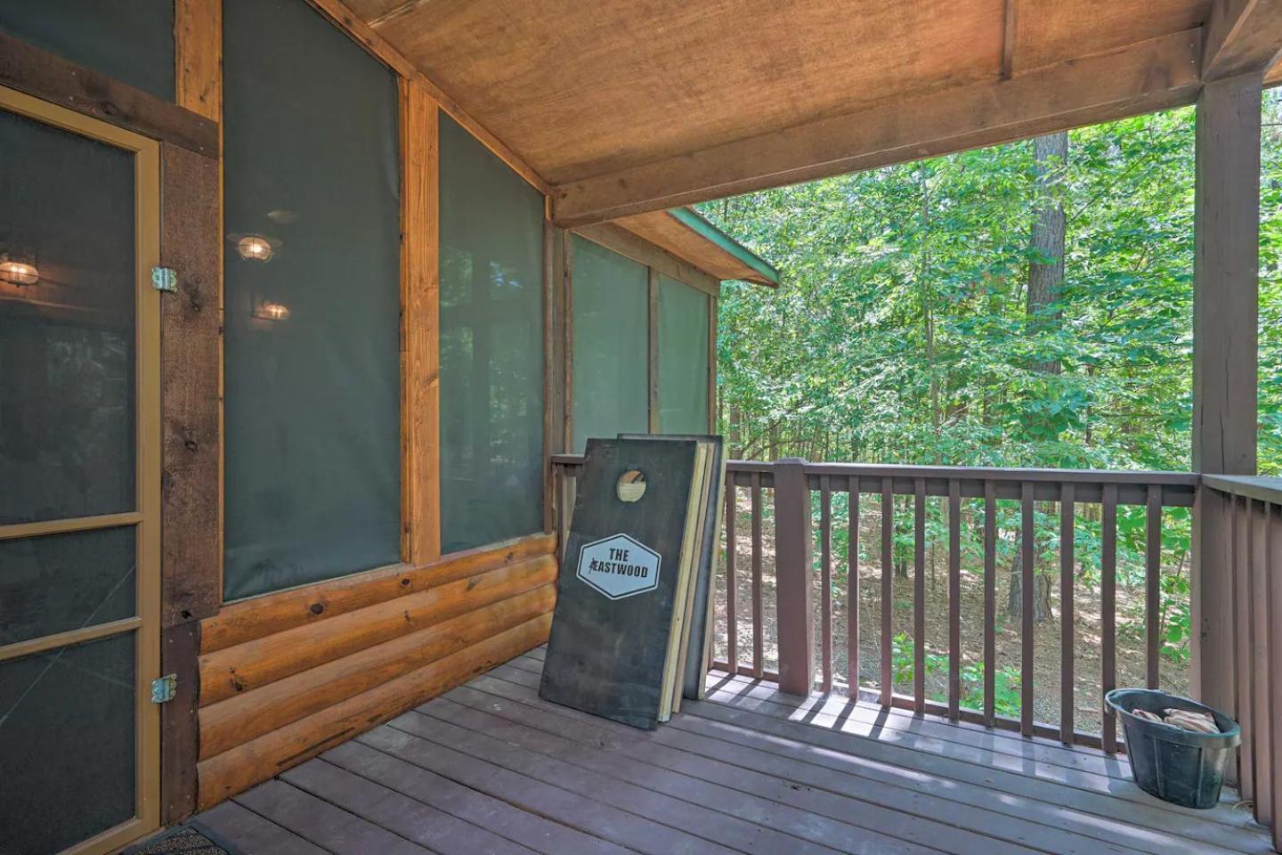 The Eastwood Spacious Retreat With 4 King En-Suites - Hot Tub - Pet-Friendly - Cozy Fire Pit - Prime Location - Multi-Family Broken Bow Zewnętrze zdjęcie